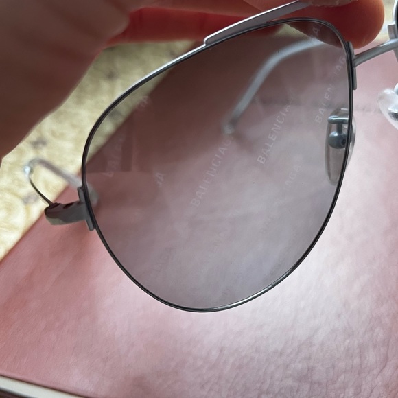 Balenciaga Logo Printed Lens Aviator Sunglasses - Picture 6 of 8